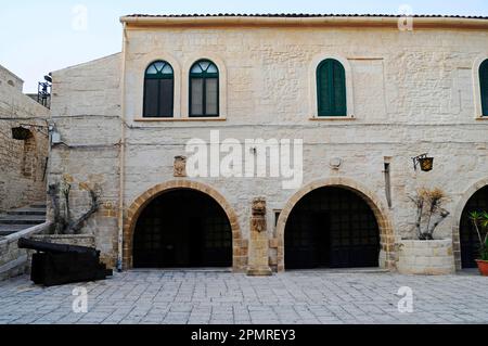 Castello Aragonese, Château, Musée, Marine italienne, Taranto, Taranto, Puglia, Italie Banque D'Images