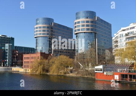 Spree, Meierei Bolle, Ministère fédéral de l'intérieur, Spreebogen, Alt-Moabit, Moabit, Berlin, Allemagne Banque D'Images