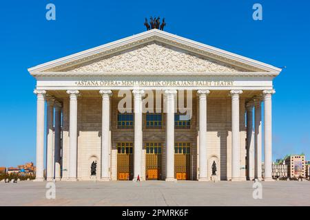 Astana (Nur-Sultan), Kazakhstan - 3 avril 2023 : Opéra d'Astana - nouvel opéra et théâtre de ballet d'Astana Banque D'Images