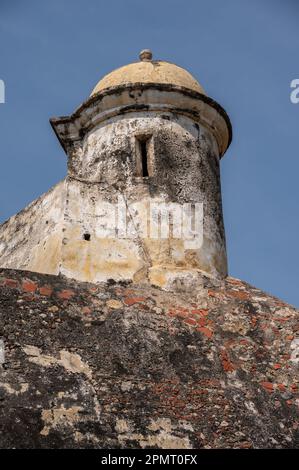 Vue sur les remparts de la forteresse de San Felipe de Barajas. Banque D'Images