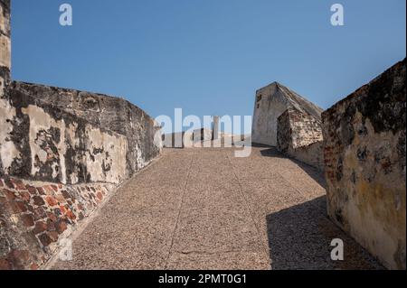 Vue sur les remparts de la forteresse de San Felipe de Barajas. Banque D'Images