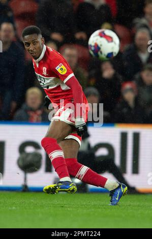 Isaiah Jones de Middlesbrough traverse le ballon lors du match de championnat Sky Bet entre Middlesbrough et Norwich City au stade Riverside, à Middlesbrough, le vendredi 14th avril 2023. (Photo : Trevor Wilkinson | MI News) Credit: MI News & Sport /Alay Live News Banque D'Images