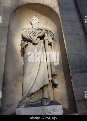 EGLISE NOTRE DAME DE LA NATIVITÉ DE BERCY. PARIS. FRANCE Banque D'Images