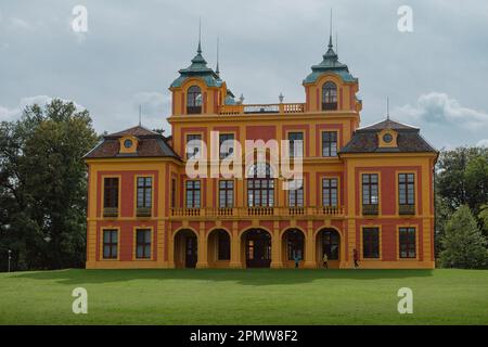 LE CHÂTEAU PRÉFÉRÉ DE LUDWIGSBURG. Le palais de chasse et de plaisir préféré, situé sur une colline au nord du palais résidentiel, est un joyau. Avec sa forte co Banque D'Images