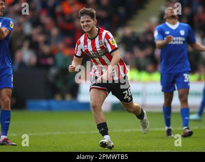 Sheffield, Royaume-Uni. 15th avril 2023. James McAtee, de Sheffield Utd, célèbre l'égaliseur lors du match du championnat Sky Bet à Bramall Lane, Sheffield. Le crédit photo doit être lu: Simon Bellis/Sportimage crédit: Sportimage/Alay Live News Banque D'Images