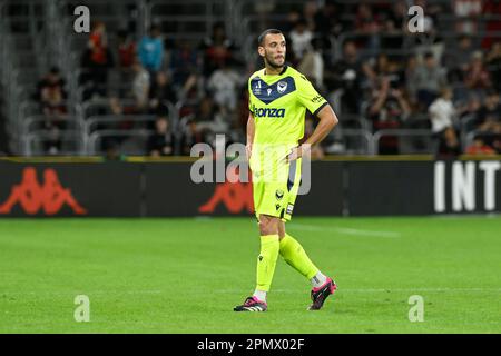 Sydney, Australie. 15th avril 2023. 15th avril 2023 ; CommBank Stadium, Sydney, Nouvelle-Galles du Sud, Australie : football de la ligue a, WESTERN Sydney Wanderers contre la victoire de Melbourne ; Roderick Miranda de Melbourne marche la victoire du terrain après sa carte rouge expulsion Credit: Action plus Sports Images/Alay Live News Banque D'Images