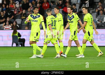 Sydney, Australie. 15th avril 2023. 15th avril 2023 ; CommBank Stadium, Sydney, Nouvelle-Galles du Sud, Australie : football de la ligue a, Les Wanderers de l'ouest de Sydney contre la victoire de Melbourne ; la victoire de Nishan Velupillay de Melbourne célèbre après avoir marqué son score pour le faire 1-1 dans le crédit de 56th minutes : Images de sports action plus/Alamy Live News Banque D'Images