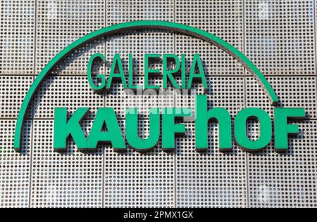 Logo du grand magasin Galeria Kaufhof à Wuppertal, Allemagne Banque D'Images