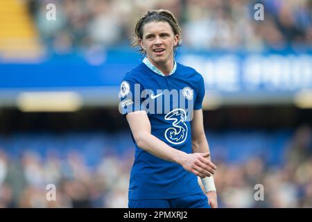 Londres, Royaume-Uni. 15th avril 2023. Conor Gallagher, de Chelsea, lors du match de la Premier League entre Chelsea et Brighton et Hove Albion au Stamford Bridge, Londres, Angleterre, le 15 avril 2023. Photo de Salvio Calabre. Utilisation éditoriale uniquement, licence requise pour une utilisation commerciale. Aucune utilisation dans les Paris, les jeux ou les publications d'un seul club/ligue/joueur. Crédit : UK Sports pics Ltd/Alay Live News Banque D'Images