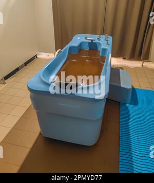 Bain de boue pour les centres DE SPA. Traitement de boue en Spas Banque D'Images
