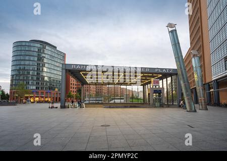 Gare de Potsdamer Platz - Berlin, Allemagne Banque D'Images