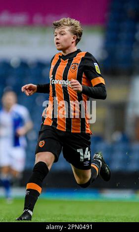 Blackburn, Royaume-Uni. 15th avril 2023. Harry Vaughan #14 de Hull City pendant le match de championnat Sky Bet Blackburn Rovers vs Hull City à Ewood Park, Blackburn, Royaume-Uni, 15th avril 2023 (photo de Ben Roberts/News Images) à Blackburn, Royaume-Uni le 4/15/2023. (Photo de Ben Roberts/News Images/Sipa USA) crédit: SIPA USA/Alay Live News Banque D'Images