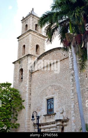 Le presbytère Jésus du troisième ordre dans le centre historique de Merida, Yucatan, Mexique. Banque D'Images