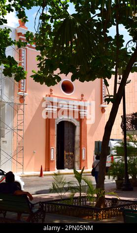 Anex à l'église El Jesus (troisième ordre) en face du Parque Hidalgo dans le centre historique de Merida, Yucatan, Mexique. Banque D'Images