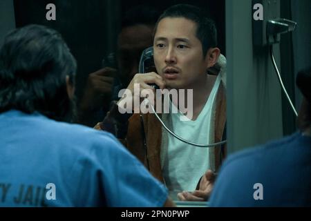 DATE DE SORTIE: 6 avril 2023 TITRE: Beef STUDIO: Netflix CRÉATEUR: Lee Sung Jin COMPLOT: Deux personnes ont laissé un incident de rage de la route terrer dans leurs esprits et consommer lentement leur chaque pensée et action. PHOTO: Steven Yeun comme Danny (Credit image: © Netflix/Entertainment Pictures/ZUMAPRESS.com) USAGE ÉDITORIAL SEULEMENT! Non destiné À un usage commercial ! Banque D'Images
