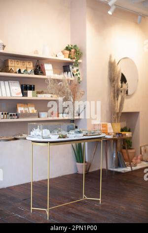 Elle est la boutique Lost Control le 13th octobre 2022 à l'est de Londres, en Angleterre. Crédit : nouvelles SMP Banque D'Images