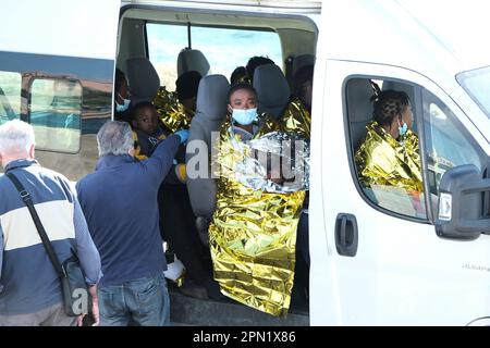 Lampedusa , Sicile, 7 novembre le 2022 novembre, des migrants ont été secourus ces derniers jours par la garde côtière italienne et débarqués sur l'île de Lampedusa le 2022. Banque D'Images