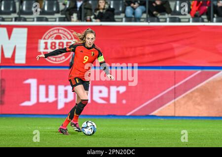 Tessa Wullaert photographiée lors d'un match de football féminin entre les équipes nationales de Belgique , appelées les flammes rouges , et de Slovénie, le mardi 11 avril 2023 à Louvain , Belgique . PHOTO SPORTPIX | STIJN AUDOOREN Banque D'Images