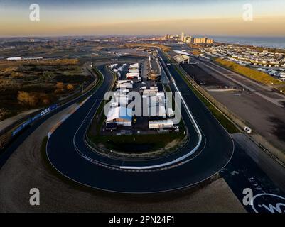 Le circuit Zandvoort est le circuit de Formule 1 des pays-Bas. Le championnat de F1 est en août chaque année. C'est un des Forma éurpoéens Banque D'Images