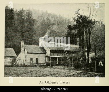 An Old-Time Tavern in the Tennessee Mountains from the book ' Highways and byways of the South ' by Clifton Johnson, 1865-1940 Date de publication 1904 Éditeur New York, The Macmillan Company; London, Macmillan and co., Limited Banque D'Images