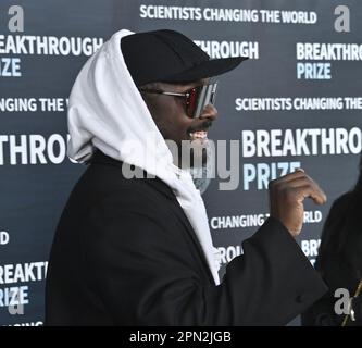 Los Angeles, États-Unis. 15th avril 2023. Will.i.am assiste à la neuvième cérémonie annuelle de remise des prix de la percée au Musée du mouvement de l'Académie à Los Angeles, samedi, 15 avril 2023. Photo de Jim Ruymen/UPI crédit: UPI/Alay Live News Banque D'Images