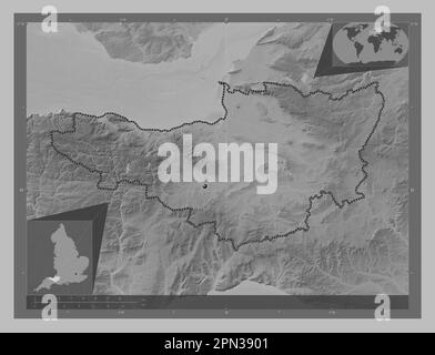 Somerset, comté administratif d'Angleterre - Grande-Bretagne. Carte d'altitude en niveaux de gris avec lacs et rivières. Cartes d'emplacement auxiliaire d'angle Banque D'Images