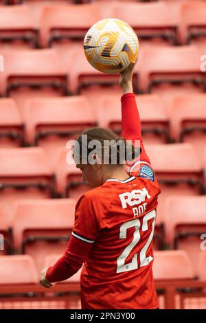 Londres, Royaume-Uni. 16th avril 2023. Londres, Angleterre, 16 avril 2023 Beth Roe (22 Charlton Athletic) en action pendant le championnat féminin entre Charlton Athletic et Durham à la Vallée de Londres, Angleterre (PEDRO PORRU/SPP) Credit: SPP Sport Press photo. /Alamy Live News Banque D'Images