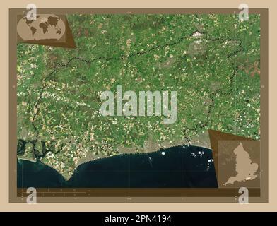 West Sussex, comté administratif d'Angleterre - Grande-Bretagne. Carte satellite basse résolution. Cartes d'emplacement auxiliaire d'angle Banque D'Images