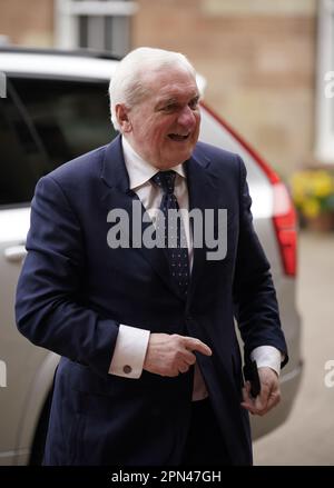 L'ancien taoiseach Bertie Ahern participe à un dîner de gala pour souligner la contribution de Mo Mowlam au processus de paix et pour marquer le 25th anniversaire de l'Accord du Vendredi Saint au château de Hillsborough, en Irlande du Nord. Date de la photo: Dimanche 16 avril 2023. Banque D'Images