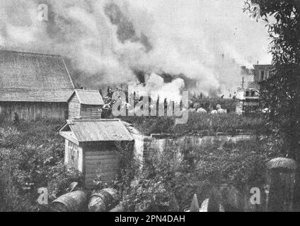 Incendie dans un entrepôt pharmaceutique de Tver. Photo de 1910. Banque D'Images