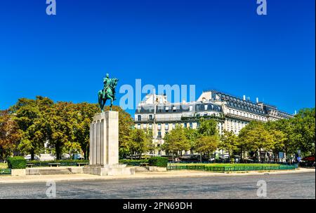 Statue équestre du Maréchal Ferdinand Foch sur la place du Trocadéro à Paris, France Banque D'Images