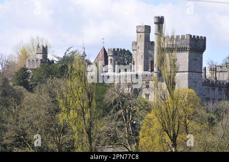 Château de Lismore sur la rivière Blackwater, ville de Lismore , comté de Waterford , région de Munster , Irlande Banque D'Images