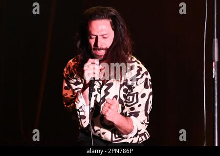 Padoue, Italie. 16th avril 2023. Aimone Romizi au cours de Fast Animals et Slow Kids -Concerto in Quattro Atti per Piccola Orchestra Da Camera, concert de musique à Padoue, Italie, 16 avril 2023 crédit: Agence de photo indépendante/Alamy Live News Banque D'Images