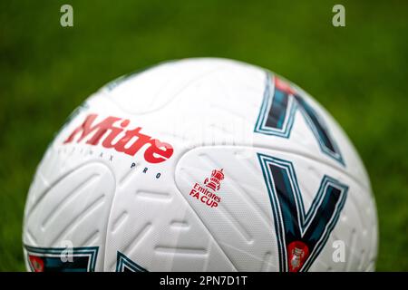 Mitre Pro Delta FA Cup ball Banque D'Images