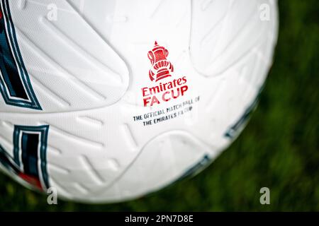 Mitre Pro Delta FA Cup ball Banque D'Images