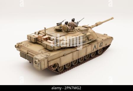 American M1A1 Abrams 120mm canon main bataille tank 1 35 Scale Model Banque D'Images