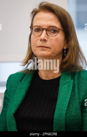 Paris, France. 17th avril 2023. La défenseuse des droits, Claire Hedon a présenté le rapport annuel 2022 de son institution, à Paris, en France, sur 17 avril 2023. Photo de Vernier/JBV NEWS/ABACAPRESS.COM crédit: Abaca Press/Alay Live News Banque D'Images