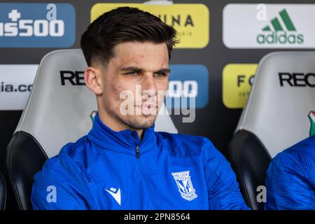 Varsovie, Pologne. 16th avril 2023. Filip Marchwinski de Lech vu pendant le match polonais de la ligue PKO Ekstraklasa entre Legia Warszawa et Lech Poznan au Maréchal Jozef Pilsudski Legia Warsaw Municipal Stadium. Score final; Legia Warszawa 2:2 Lech Poznan. Crédit : SOPA Images Limited/Alamy Live News Banque D'Images