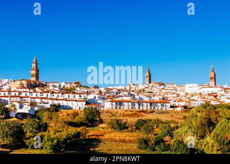 Vue panoramique sur la ville de Jerez de los Caballeros. Jerez de los Caballeros, Badajoz, Extremadura, Espagne, Europe Banque D'Images