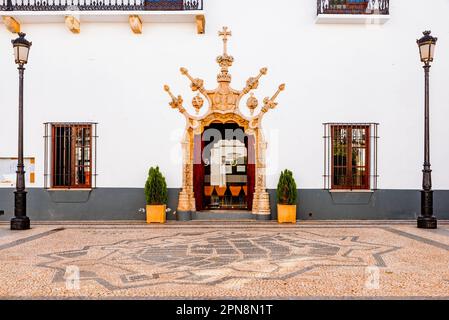 Porte principale de style Manueline. Palacio de los Duques de Cadaval, Palais municipal. Hôtel de ville d'Olivenza. Olivenza, Badajoz, Estrémadure, Espagne, Europe Banque D'Images