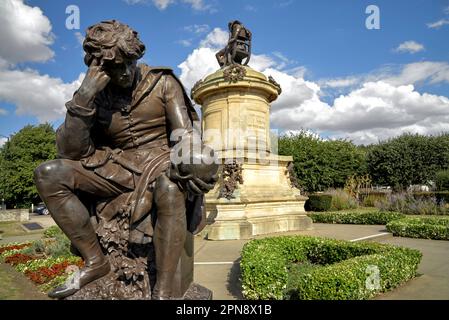 Gower Memorial avec Hamlet et William Shakespeare au Bancroft Gardens, Stratford-upon-Avon, Angleterre Banque D'Images