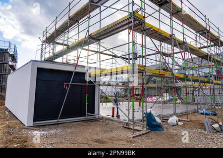 Nouveau quartier de développement, environ 140 maisons individuelles et semi-individuelles en construction dans le sud de Duisburg, différents développeurs, coquillages, constructio Banque D'Images