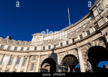 Extérieur de l'Admiralty Arch à Trafalgar Square, Londres, Royaume-Uni Banque D'Images