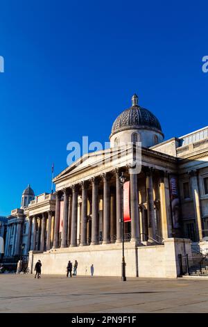 De l'extérieur du Musée National à Trafalgar Square, Londres, UK Banque D'Images