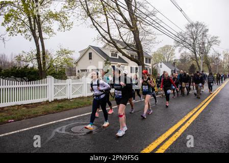 2023, avril 16th. Massachusetts. 10th anniversaire de la Fondation des amis militaires Marathon de Ruck, organisé avec le Boston Marathon Assoc. Banque D'Images