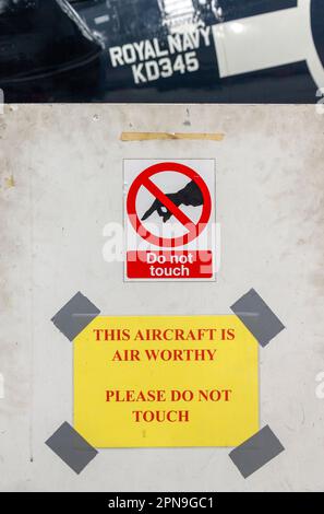 Ne touchez pas Duxford IWM Banque D'Images