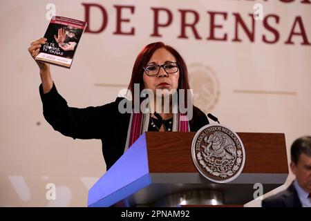 Mexico, Mexique. 17th avril 2023. 17 avril 2023, Mexico, Mexique: Secrétaire de l'éducation publique, Leticia Ramirez, à la conférence de presse au Palais national de Mexico, Mexique. Sur 17 avril 2023 à Mexico, Mexique (photo par Luis Barron/Groupe Eyepix/Sipa USA). Credit: SIPA USA/Alay Live News Banque D'Images