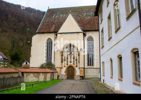 Le beau monastère de Blaubeuren un jour d'avril 2023 Banque D'Images