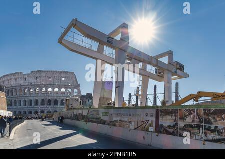 Rome, Italie, février /12/2023: Travaux de construction du métro sur la ligne C à Rome Banque D'Images