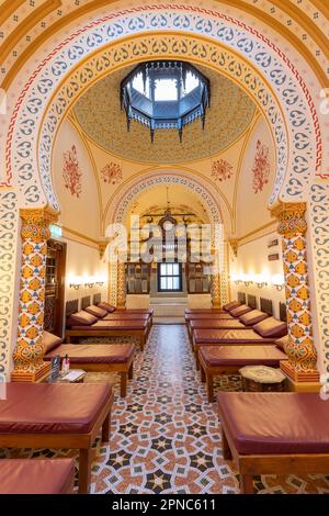 Intérieur des bains turcs de Harrogate le 17th octobre 2022 à Harrogate, Yorkshire, Angleterre. Crédit : nouvelles SMP Banque D'Images
